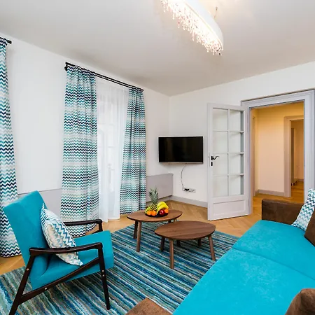 מלון Old Royal Post Boutique & Premium 5*