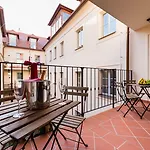 Old Royal Post Boutique & Premium מלון 5*