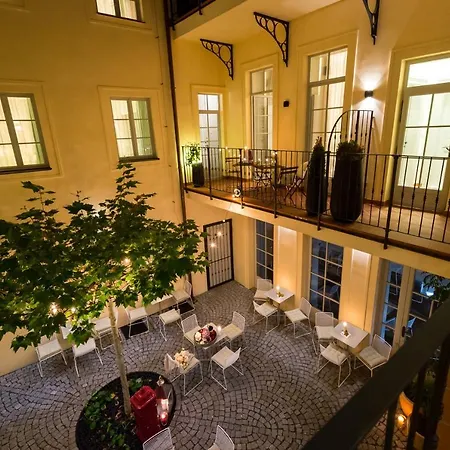 Old Royal Post Boutique & Premium Πράγα