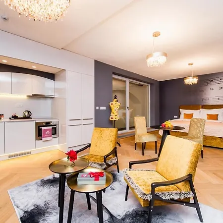 Old Royal Post Boutique & Premium 5* Πράγα