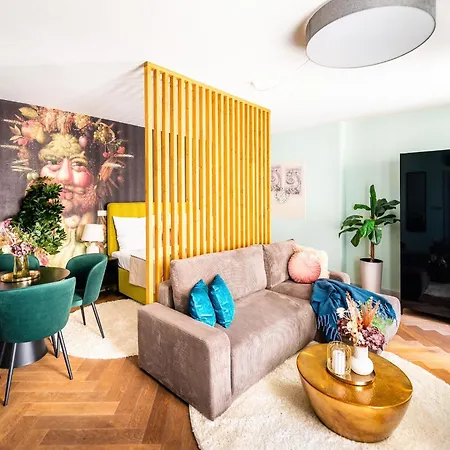 Old Royal Post Boutique & Premium 5*