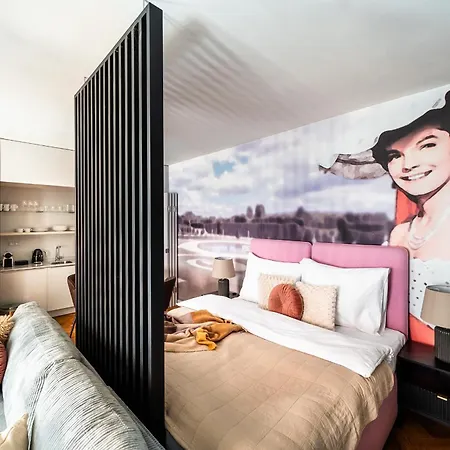 Old Royal Post Boutique & Premium Hotell