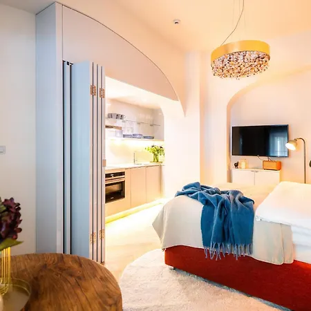 Old Royal Post Boutique & Premium Hotell 5*