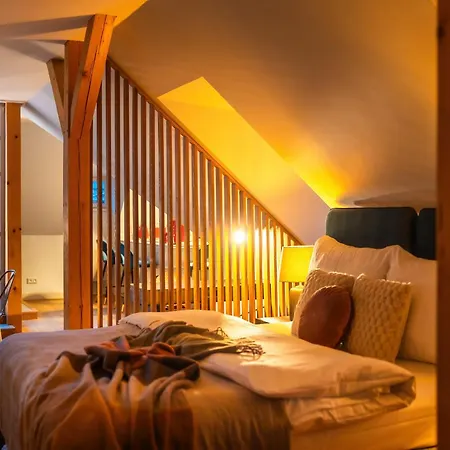 Old Royal Post Boutique & Premium Hotell