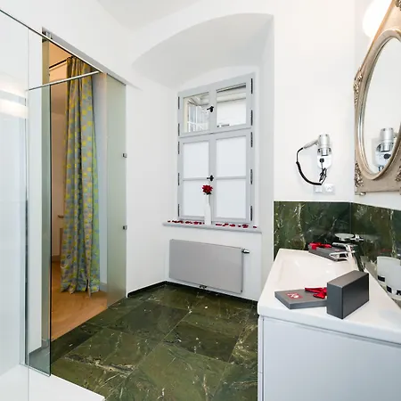 Hotel Old Royal Post Boutique & Premium 5*