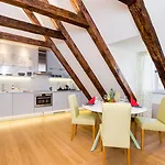 Hotel Old Royal Post Boutique & Premium