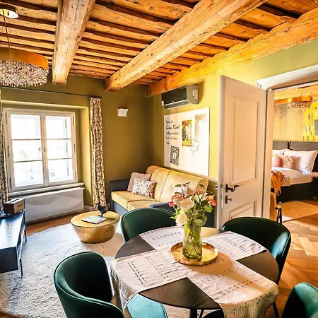 Ξενοδοχείο Old Royal Post Boutique & Premium 5*