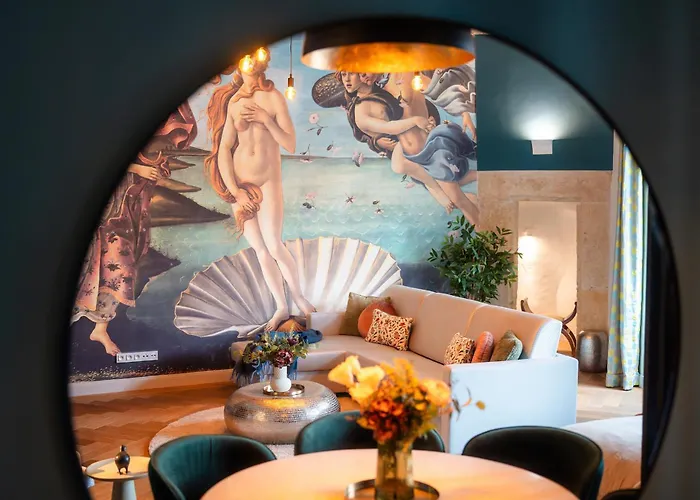 Old Royal Post Boutique & Premium 5*