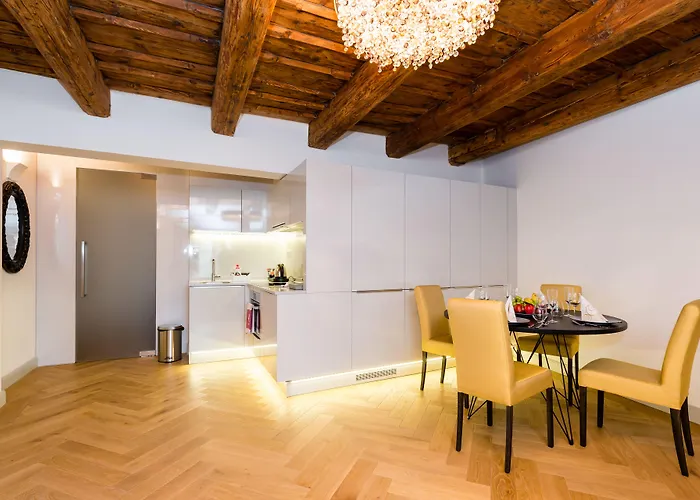Old Royal Post Boutique & Premium 5*