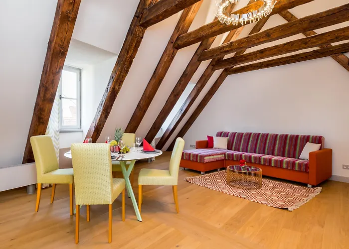 Old Royal Post Boutique & Premium 5*