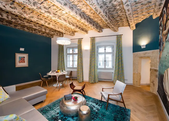 Old Royal Post Boutique & Premium Prague